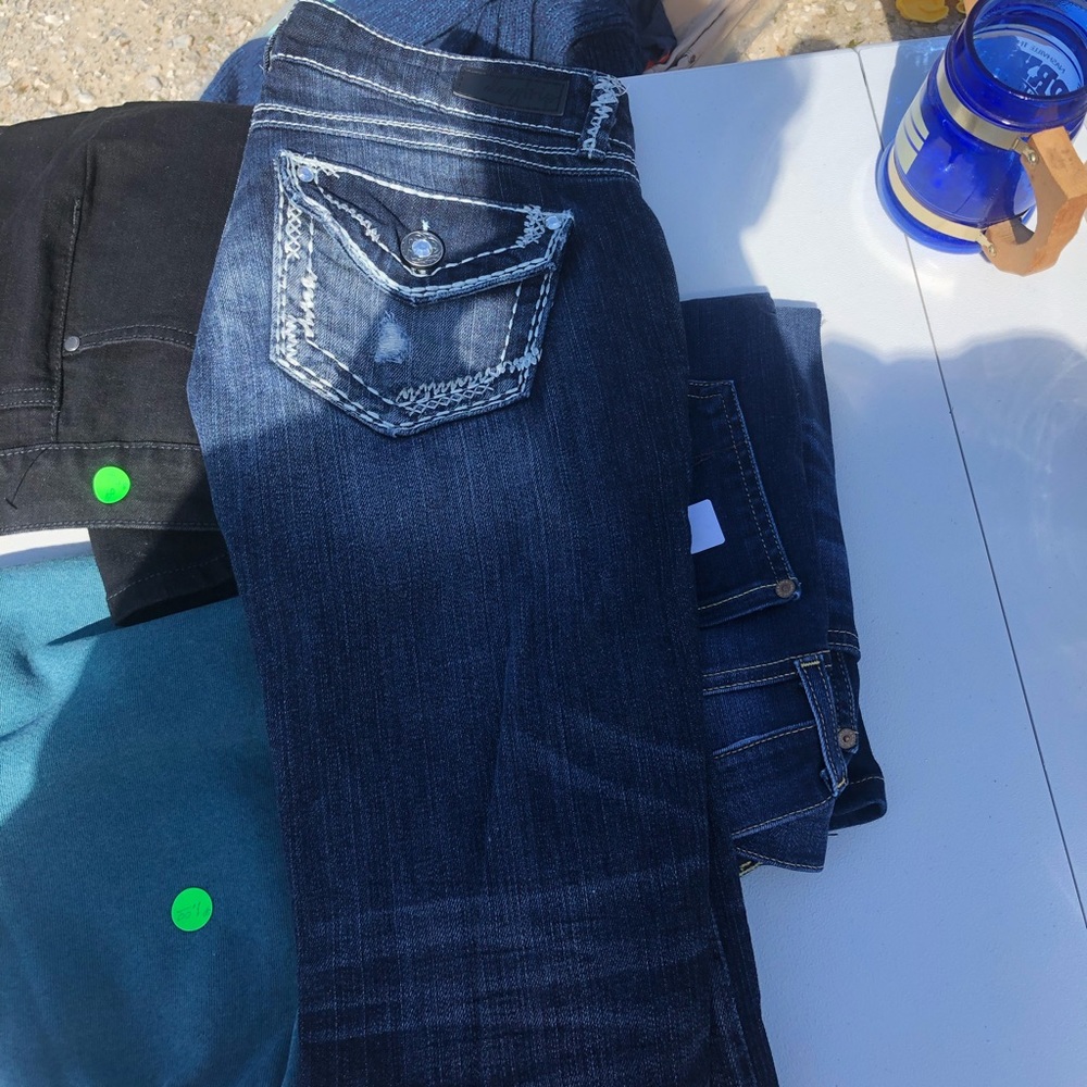Jeans